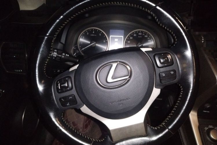 Used Lexus NX 2015 200 Front-Wheel Drive X-Trail SE Edition Steering Wheel