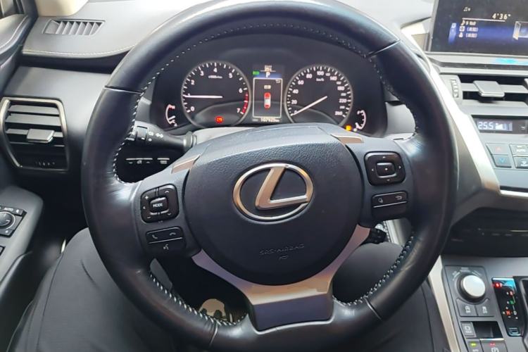Used Lexus NX 2015 200 Front-Wheel Drive X-Trail SE Edition Steering Wheel