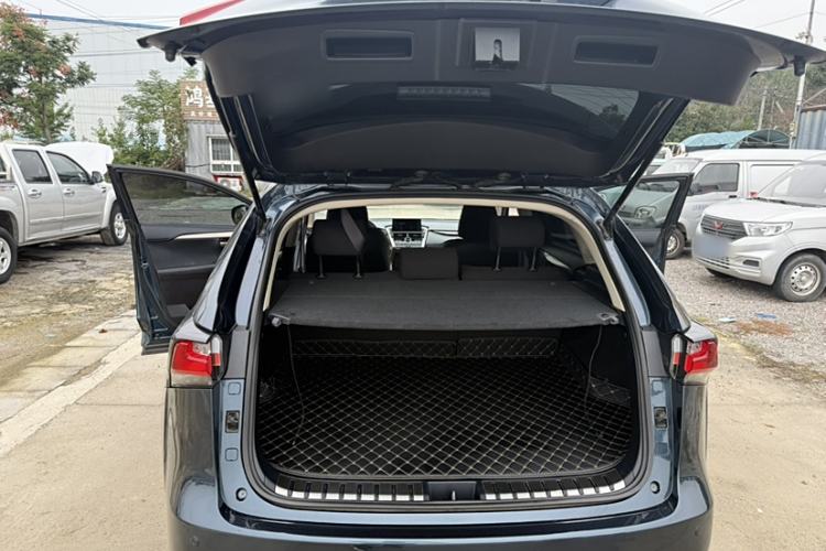 Used Lexus NX 2015 200 Front-Wheel Drive X-Trail SE Edition Trunk