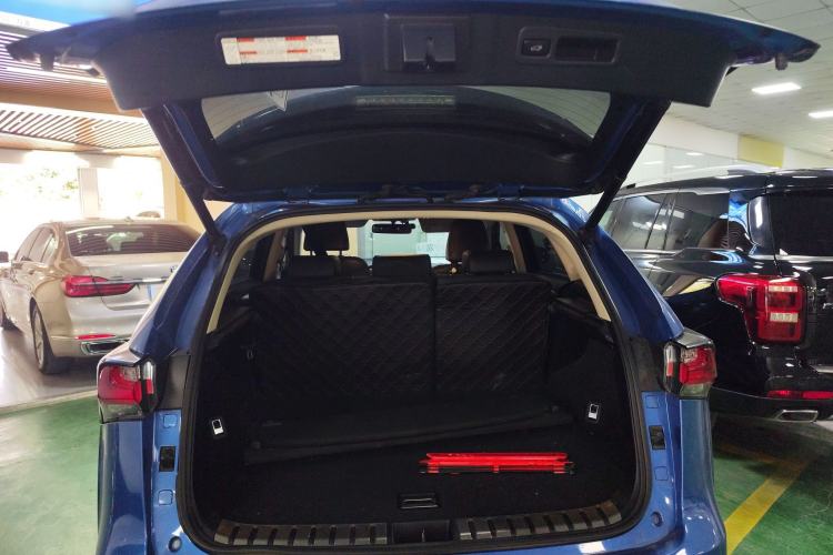 Used Lexus NX 2015 300h Front-Drive Fēngshàng Edition Trunk