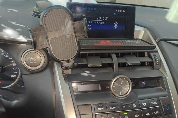 Used Lexus NX 2015 200T All-Wheel-Drive Fēngshàng Edition Audio And AC Panel