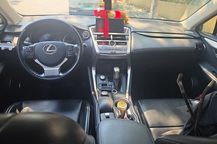 Used Lexus NX 2015 200 Front-Wheel Drive X-Trail SE Edition Center Console