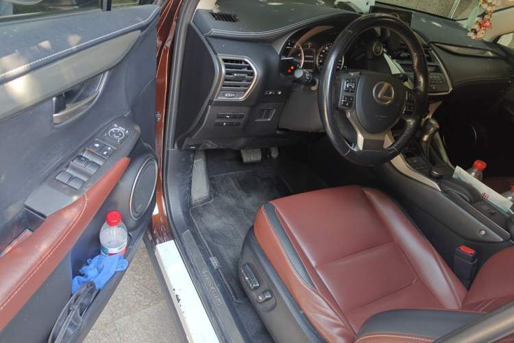 Used Lexus NX 2015 200T All-Wheel-Drive Fēngshàng Edition Driver Seat