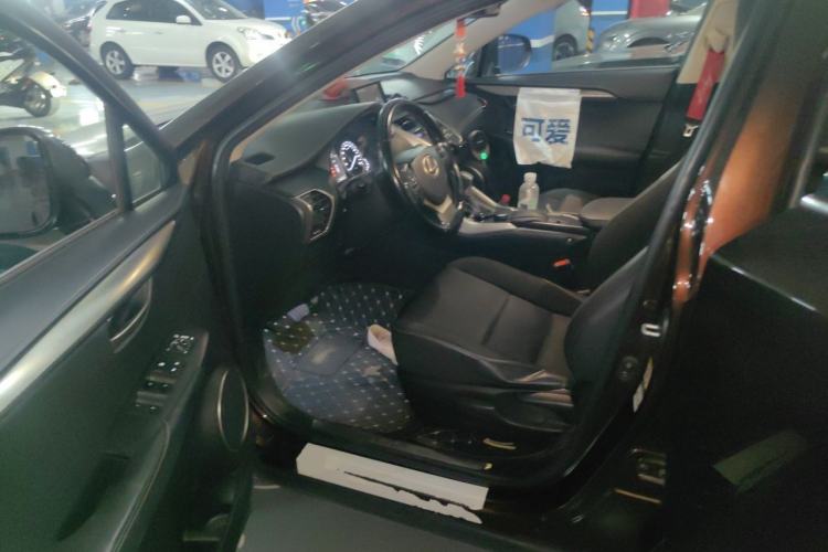 Used Lexus NX 2015 200 Front-Wheel Drive X-Trail SE Edition Driver Seat