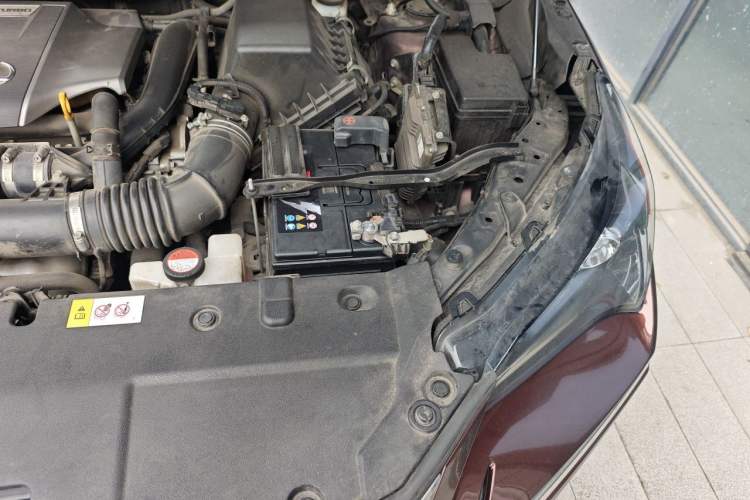 Used Lexus NX 2015 200T All-Wheel-Drive Fēngshàng Edition Engine Bay Left
