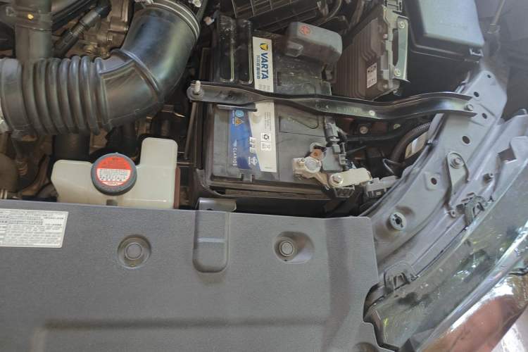 Used Lexus NX 2015 200T All-Wheel-Drive Fēngshàng Edition Engine Bay Left