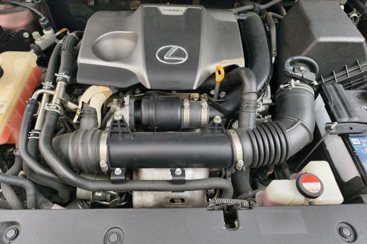 Used Lexus NX 2015 200T All-Wheel-Drive Fēngshàng Edition Engine Bay