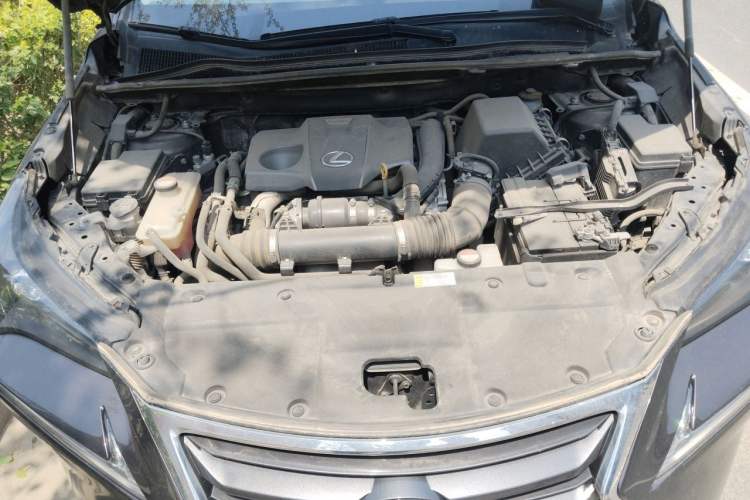 Used Lexus NX 2015 200T All-Wheel-Drive Fēngshàng Edition Engine Bay