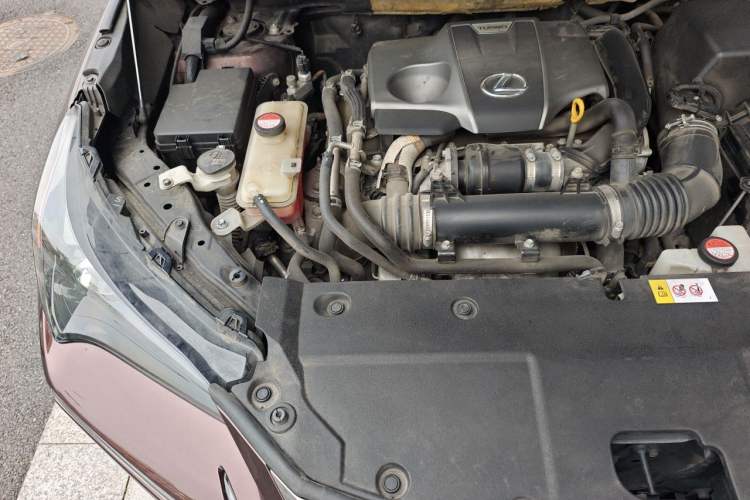 Used Lexus NX 2015 200T All-Wheel-Drive Fēngshàng Edition Engine Bay Right