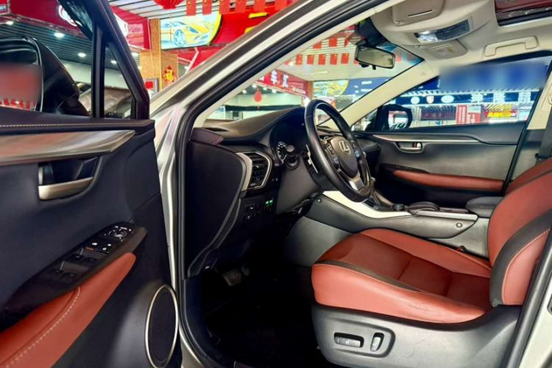 Used Lexus NX 2015 200T All-Wheel-Drive Fēngshàng Edition Interior 3