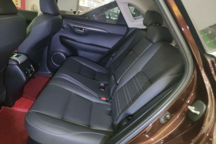 Used Lexus NX 2015 200T All-Wheel-Drive Fēngshàng Edition Interior 7