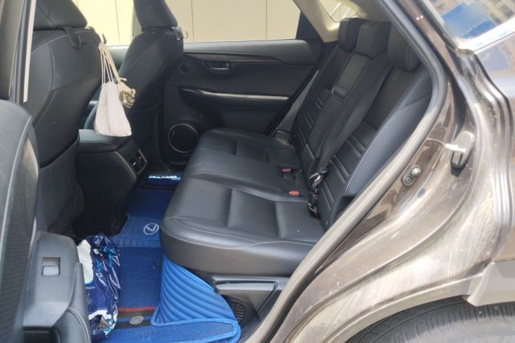 Used Lexus NX 2015 200T All-Wheel-Drive Fēngshàng Edition Left Rear Seat