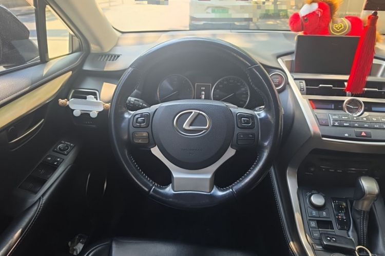Used Lexus NX 2015 200 Front-Wheel Drive X-Trail SE Edition Steering Wheel