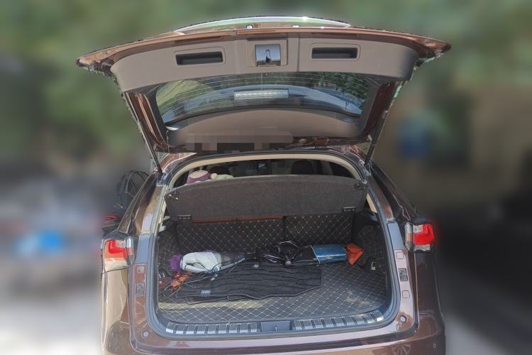 Used Lexus NX 2015 200T All-Wheel-Drive Fēngshàng Edition Trunk