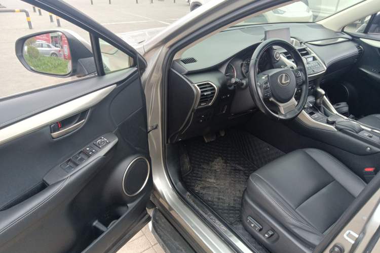Used Lexus NX 2015 200T All-Wheel-Drive Fēngshàng Edition Driver Seat