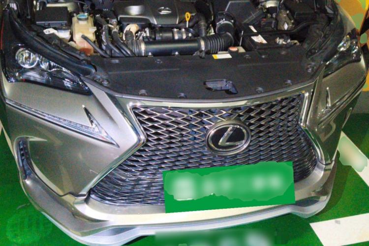 Used Lexus NX 2015 200T All-Wheel-Drive Fēngshàng Edition Engine Bay