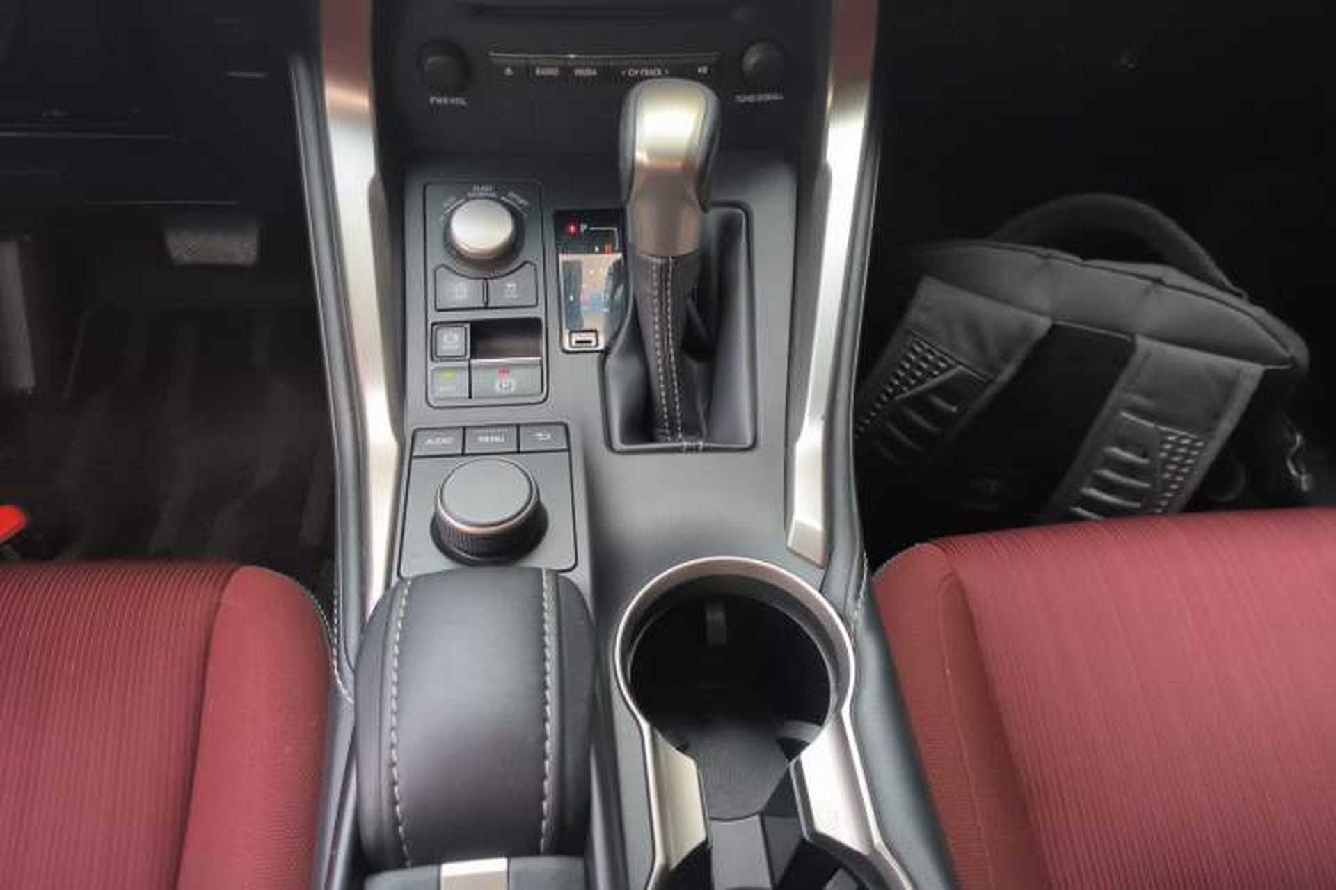 Used Lexus NX 2015 200 Front-Wheel Drive X-Trail SE Edition Gear Lever