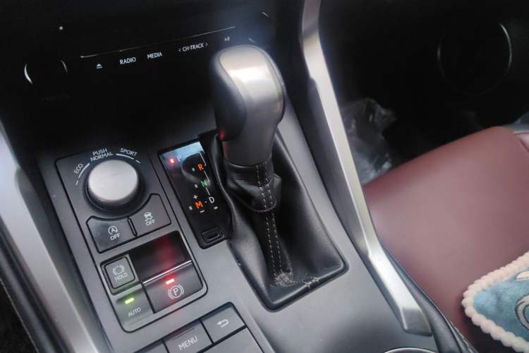 Used Lexus NX 2015 200 All-Wheel Drive Fēngshàng Edition Gear Lever
