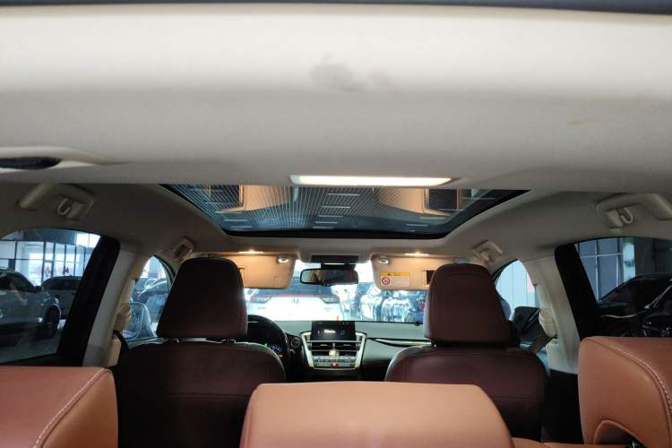Used Lexus NX 2015 300h All-Wheel-Drive Fēngzhì Edition Headliner