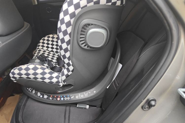 Used Lexus NX 2015 200T All-Wheel-Drive Fēngshàng Edition Left Rear Seat