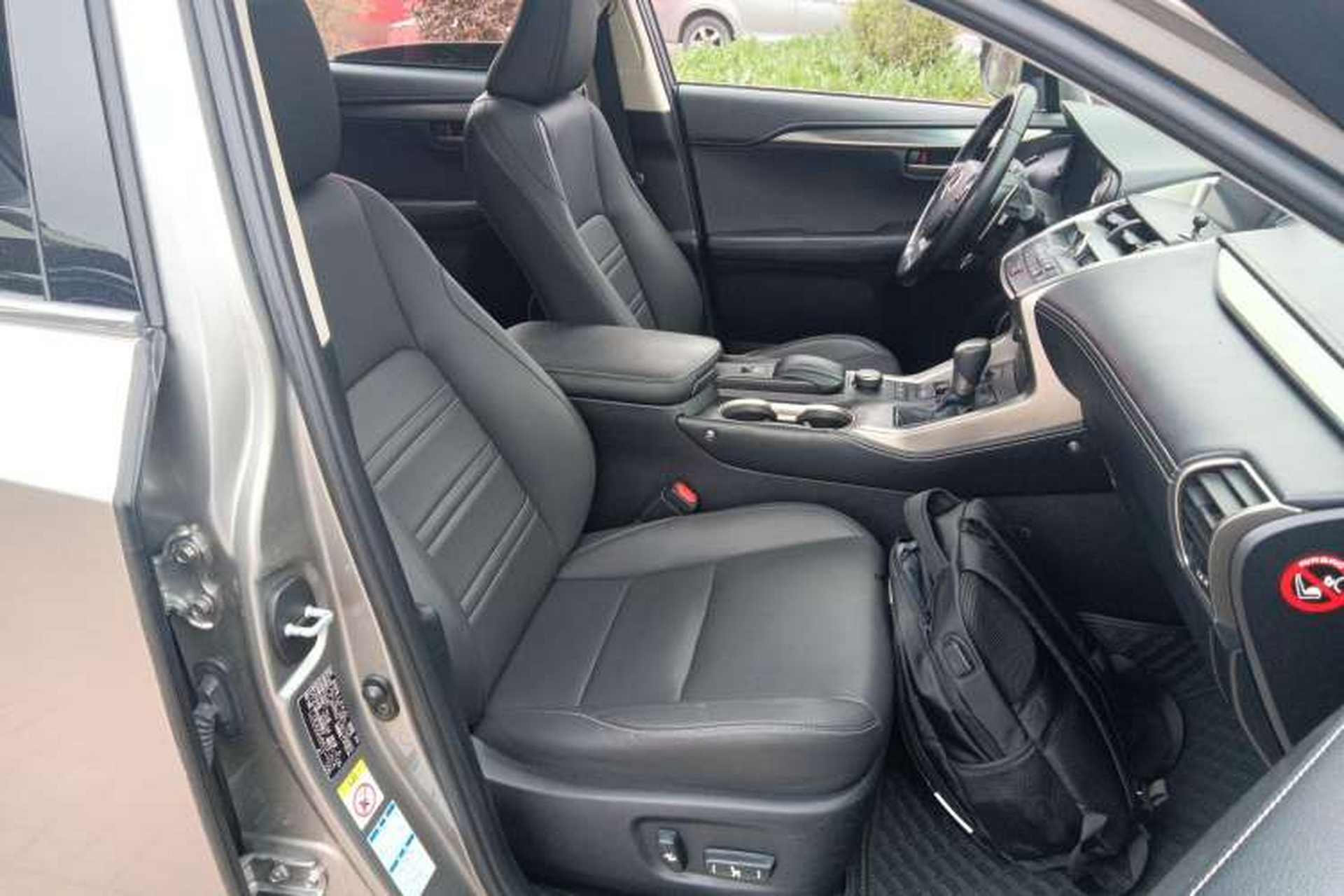 Used Lexus NX 2015 200T All-Wheel-Drive Fēngshàng Edition Right Front Seat