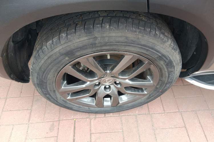 Used Lexus NX 2015 200T All-Wheel-Drive Fēngshàng Edition Right Rear Wheel Hub