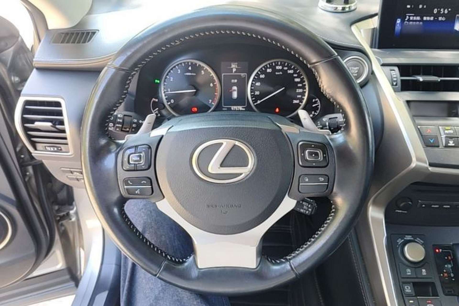 Used Lexus NX 2015 200T All-Wheel-Drive Fēngshàng Edition Steering Wheel