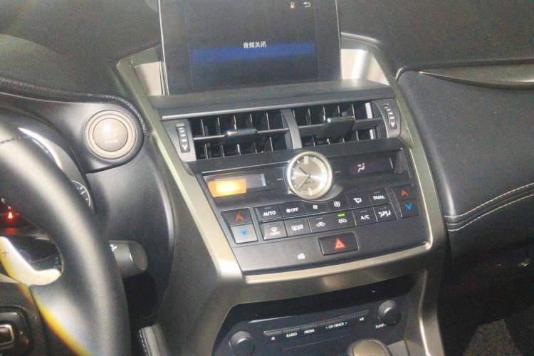 Used Lexus NX 2015 200T All-Wheel-Drive Fēngshàng Edition Audio And AC Panel