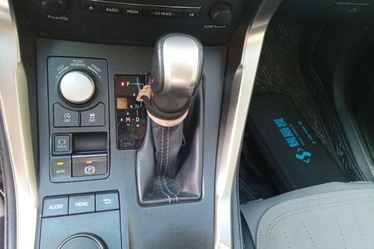 Used Lexus NX 2015 200 All-Wheel Drive Fēngshàng Edition Gear Lever
