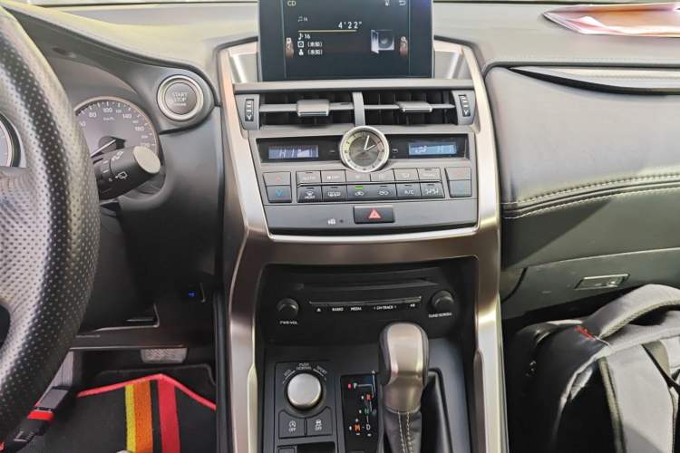 Used Lexus NX 2015 200 Front-Wheel Drive X-Trail SE Edition Audio And AC Panel