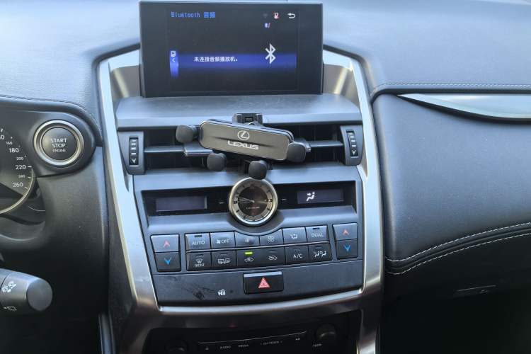 Used Lexus NX 2015 200T All-Wheel-Drive Fēngshàng Edition Audio And AC Panel