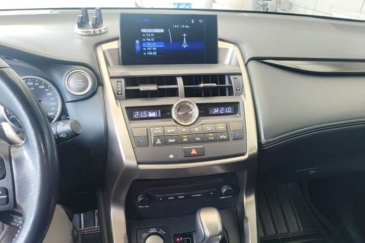 Used Lexus NX 2015 200T All-Wheel-Drive Fēngshàng Edition Audio And AC Panel