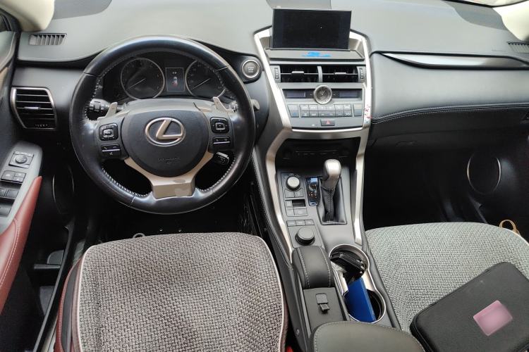 Used Lexus NX 2015 200T All-Wheel-Drive Fēngshàng Edition Center Console