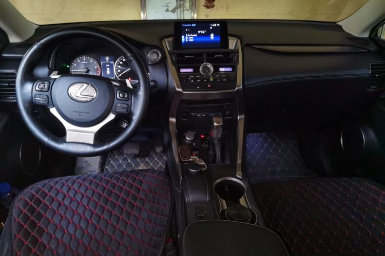 Used Lexus NX 2015 200T All-Wheel-Drive Fēngshàng Edition Center Console