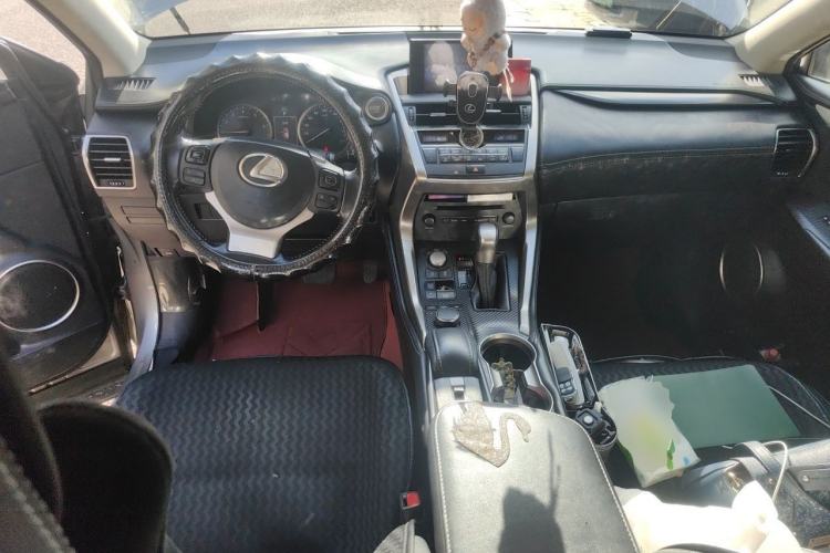 Used Lexus NX 2015 200 Front-Wheel Drive X-Trail SE Edition Center Console