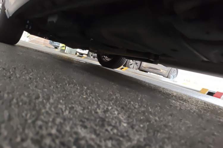 Used Lexus NX 2015 200T All-Wheel-Drive Fēngshàng Edition Chassis Rear Left