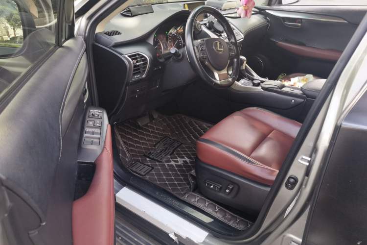 Used Lexus NX 2015 200T All-Wheel-Drive Fēngshàng Edition Driver Seat