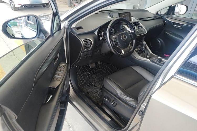 Used Lexus NX 2015 200T All-Wheel-Drive Fēngshàng Edition Driver Seat
