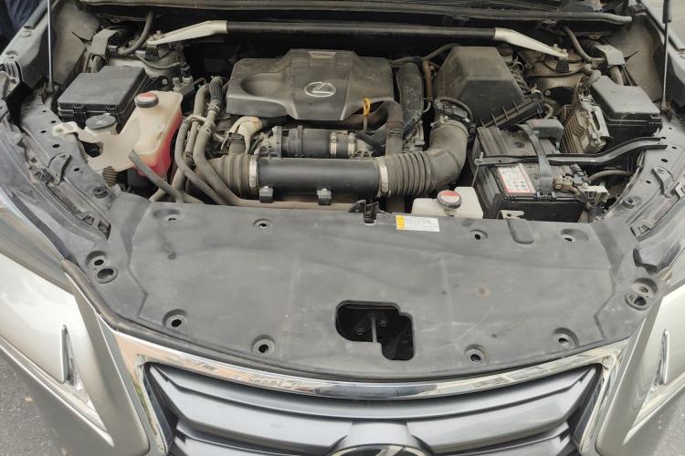Used Lexus NX 2015 200T All-Wheel-Drive Fēngshàng Edition Engine Bay