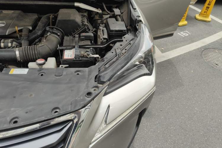 Used Lexus NX 2015 200T All-Wheel-Drive Fēngshàng Edition Engine Bay Left