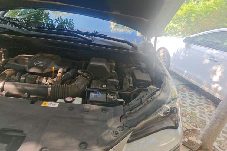 Used Lexus NX 2015 200T All-Wheel-Drive Fēngshàng Edition Engine Bay Left