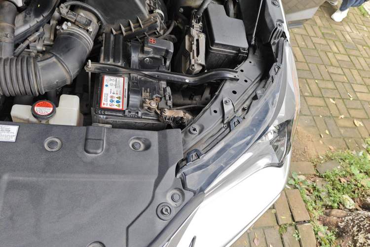 Used Lexus NX 2015 200T All-Wheel-Drive Fēngshàng Edition Engine Bay Left