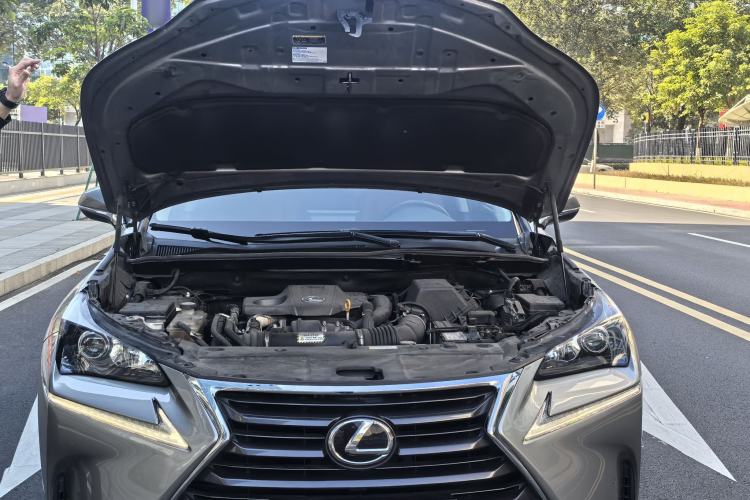 Used Lexus NX 2015 200T All-Wheel-Drive Fēngshàng Edition Engine Bay