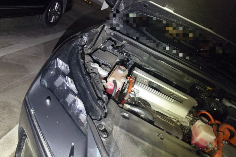 Used Lexus NX 2015 300h All-Wheel-Drive Fēngzhì Edition Engine Bay Right