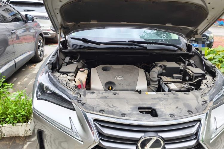 Used Lexus NX 2015 200 All-Wheel Drive Fēngshàng Edition Engine Bay Right