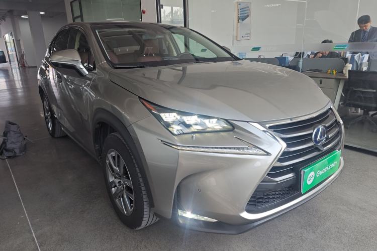 Used Lexus NX 2015 300h All-Wheel-Drive Fēngzhì Edition Exterior 1