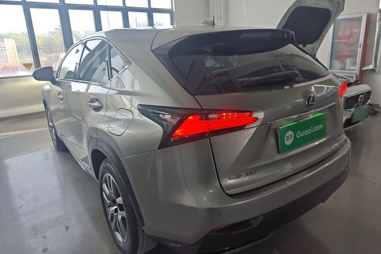 Used Lexus NX 2015 300h All-Wheel-Drive Fēngzhì Edition Exterior 2