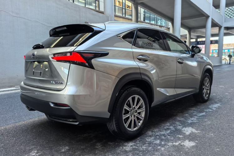 Used Lexus NX 2015 300h Front-Drive Fēngshàng Edition Exterior 5