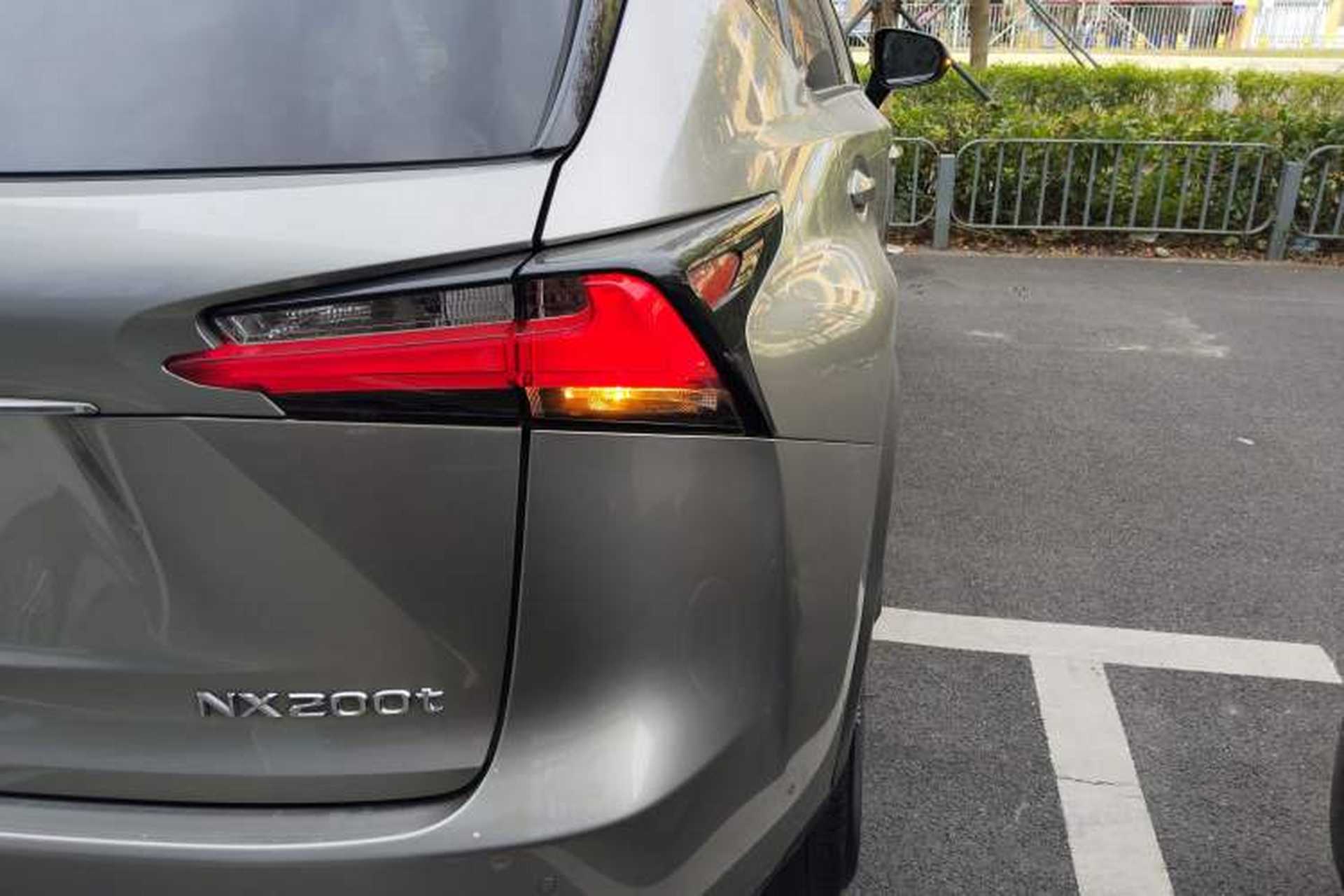 Used Lexus NX 2015 200T All-Wheel-Drive Fēngshàng Edition Exterior 6