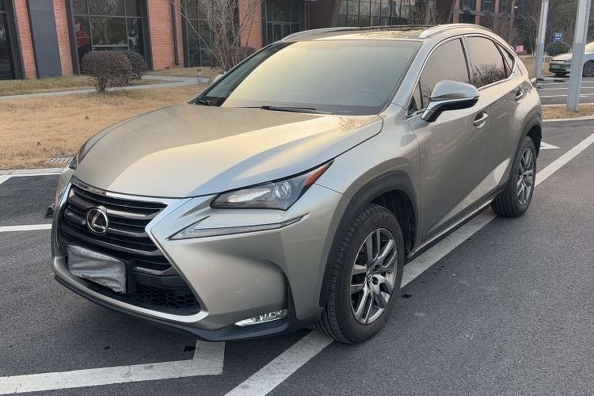 Used Lexus NX 2015 200T All-Wheel-Drive Fēngshàng Edition Front Left 45 Deg